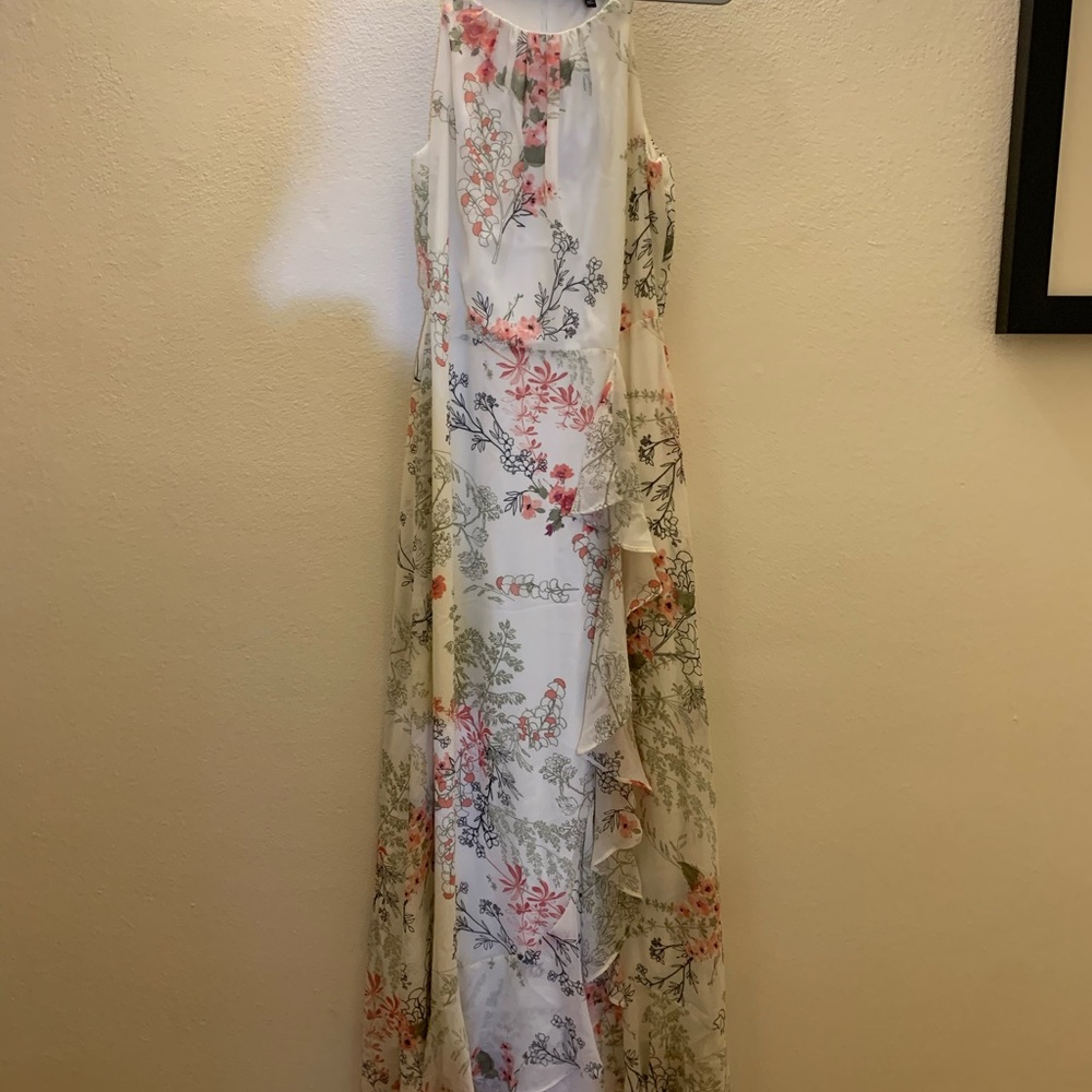 Sleeveless, floral maxi dress